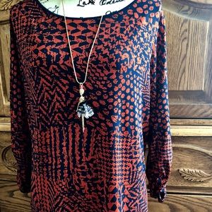 🥀SUSAN GRAVER LIQUID KNIT TUNIC🥀NWOT